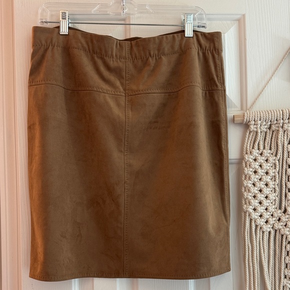 Max Studio Faux Suede Skirt - Picture 1 of 4